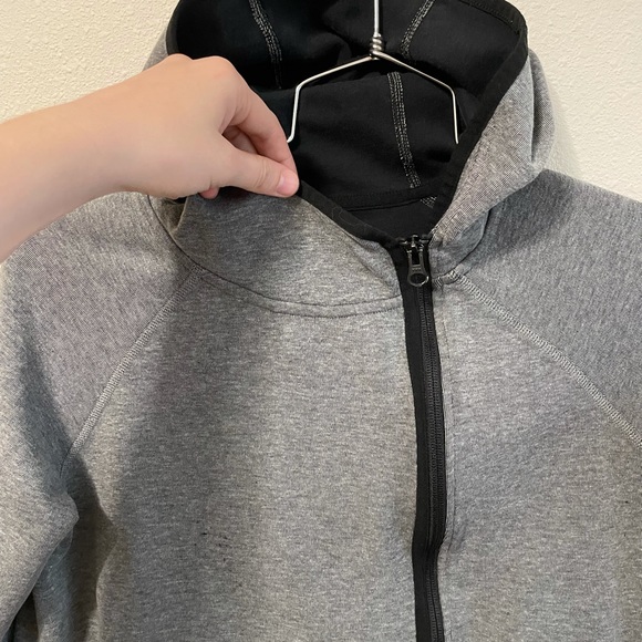 Nike Grey Zip Sweater/ Hoodie Size Small Women’s Crop - Picture 5 of 9